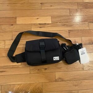 Wilo The Label | Bags | Wilo The Label Ruched Sling Bag  display picture 1